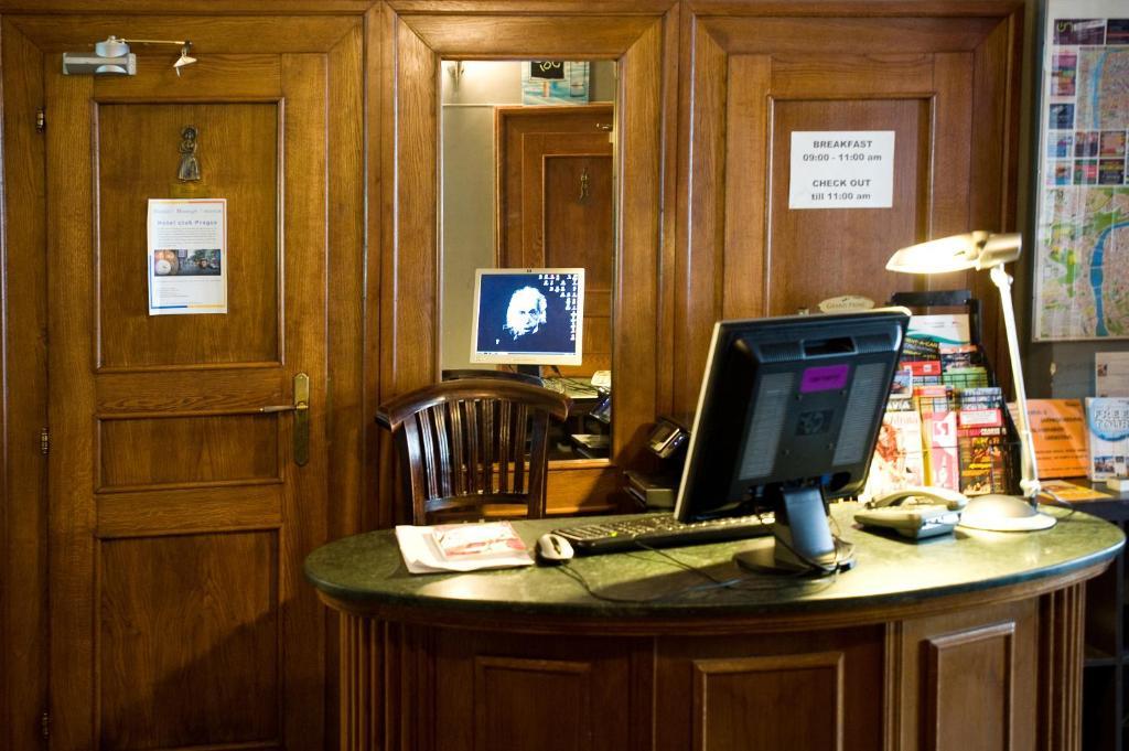 Club Hotel Praha Εξωτερικό φωτογραφία