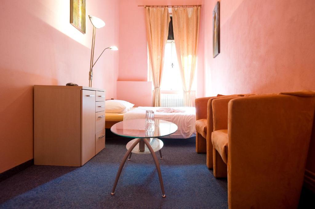 Club Hotel Praha Δωμάτιο φωτογραφία
